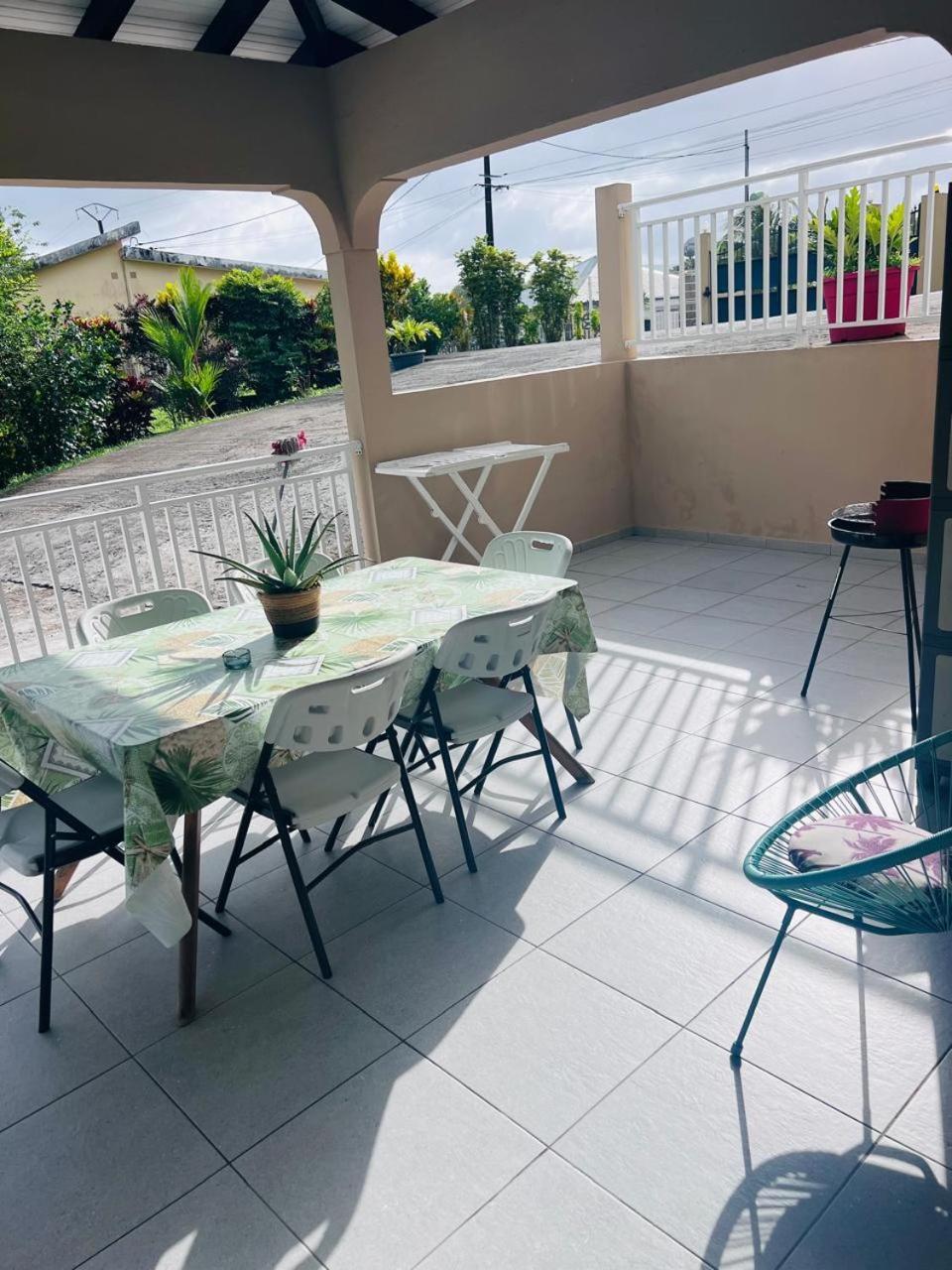 Logement Campagne Coquelicots Plaisance Le Lamentin Exterior photo